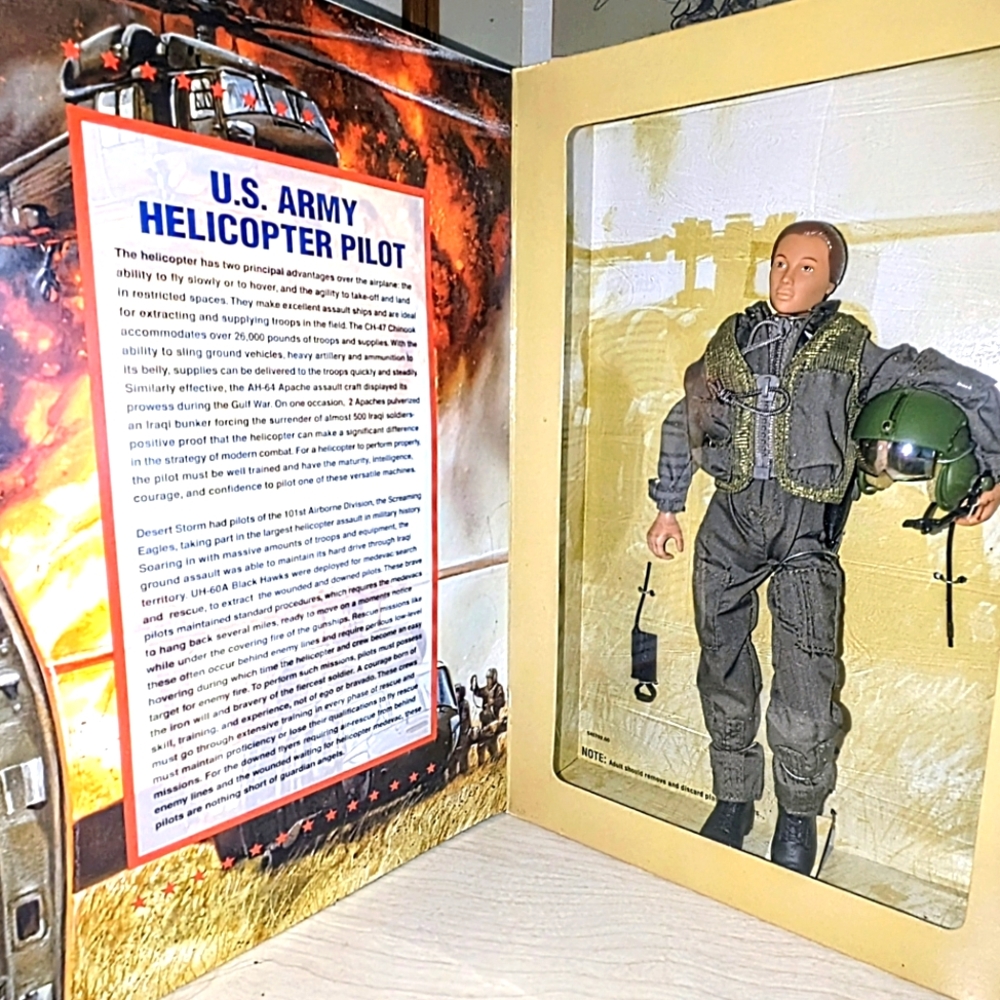 G.I. Joe Jane Woman Soldier Brown Hair Brown Eyes 12 in Action Figure - 81379